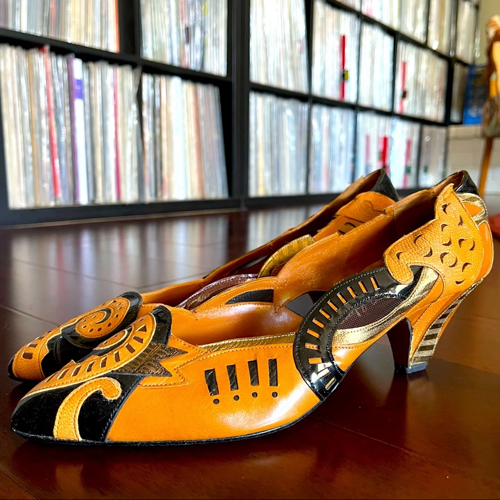 Beverly Feldman safari cutout mesh kitten heel 90s 🦁🌿🐆🦎 10 patchwork